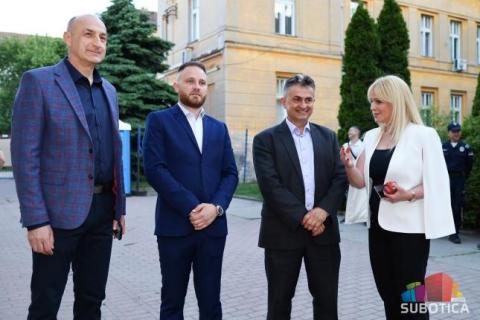 Proslava decenije postojanja Zavičajne zajednice ’Republika Srpska’ u Subotici Proslava decenije postojanja Zavičajne zajednice ’Republika Srpska’ u Subotici