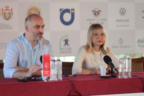 Anica Dobra: Radujem se što još uvek imam entuzijazma i uzbuđenja za nagrade Anica Dobra: Radujem se što još uvek imam entuzijazma i uzbuđenja za nagrade