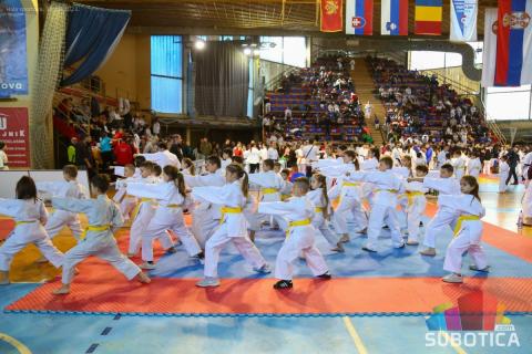 Više od 1.200 učesnika na 24. „Super Enpi kupu“ u karateu