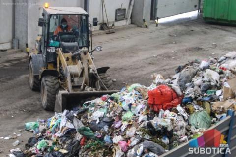 Regionalna deponija počela saradnju i sa industrijom, a planira se i razvrstavanje otpada u domaćinstvima