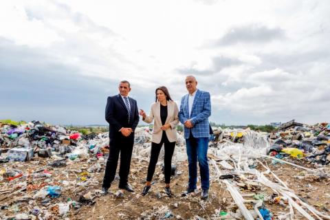 Počeli radovi na sanaciji nesanitarne deponije „Aleksandrovačka bara“