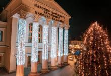 Počelo postavljanje novogodišnje rasvete, Subotica će zasijati 5. decembra